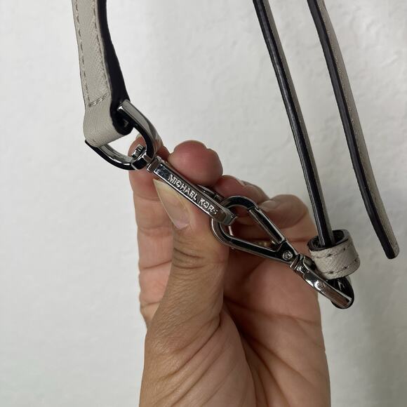 Michael Kors Saffiano Tan and silver Crossbody Bag Replacement shoulder Strap - Picture 3 of 6